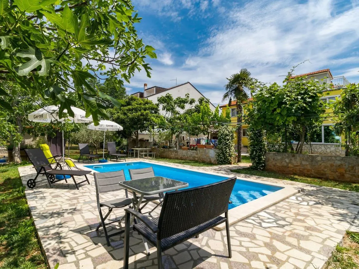Apartment Villa Sandra - Pul412 By Interhome Vodnjan